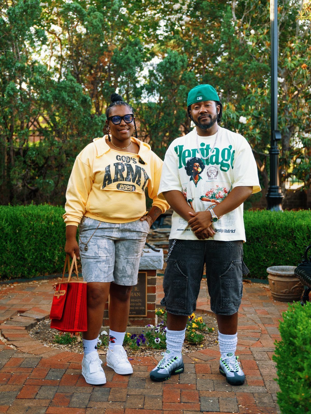 American Culture Clothing: 6 Ideas From Denim to Biker Jackets 3 Man and woman posing outdoors wearing casual American streetwear and sneakers.